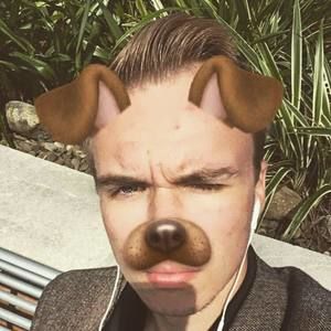 Meet your Posher, Christopher